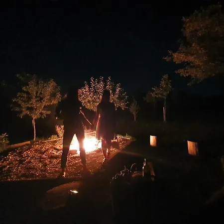 Tente de luxe Glamping Na Brejgi Filovci